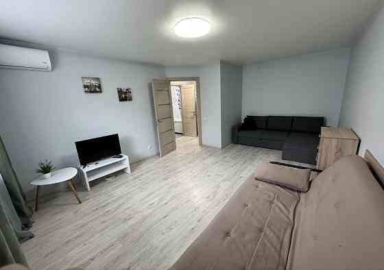 Здається гарна однокімнатна квартира в тихому центрі міста. Черкаси