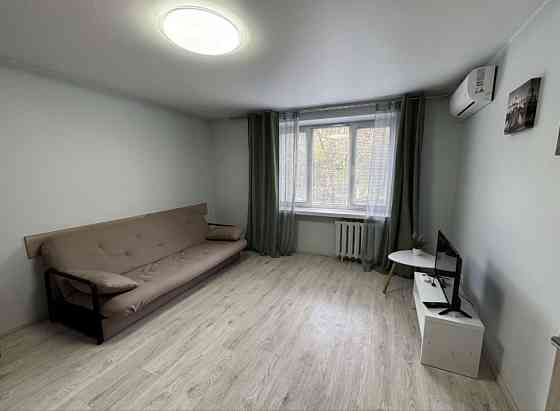 Здається гарна однокімнатна квартира в тихому центрі міста. Черкаси