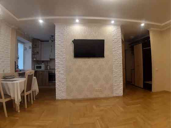 Аренда 2х квартиры центр  Владимира Великого 36 Днепр