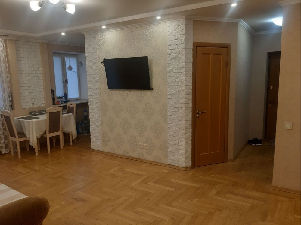 Аренда 2х квартиры центр  Владимира Великого 36 Днепр - изображение 1