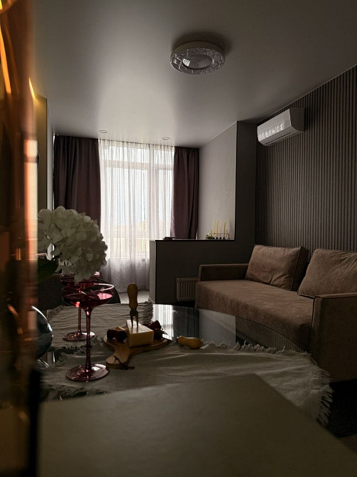 Здам в оренду 1к квартиру, ЖК Республіка Киев - изображение 1