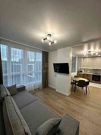 Оренда затишної 1кім квартири кухня студія на 30м2 (диван + ліжко) Угорники