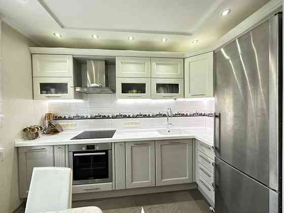 Сдам 2 комнатная квартира улица Кавказская 12 метро Вокзальная Киев