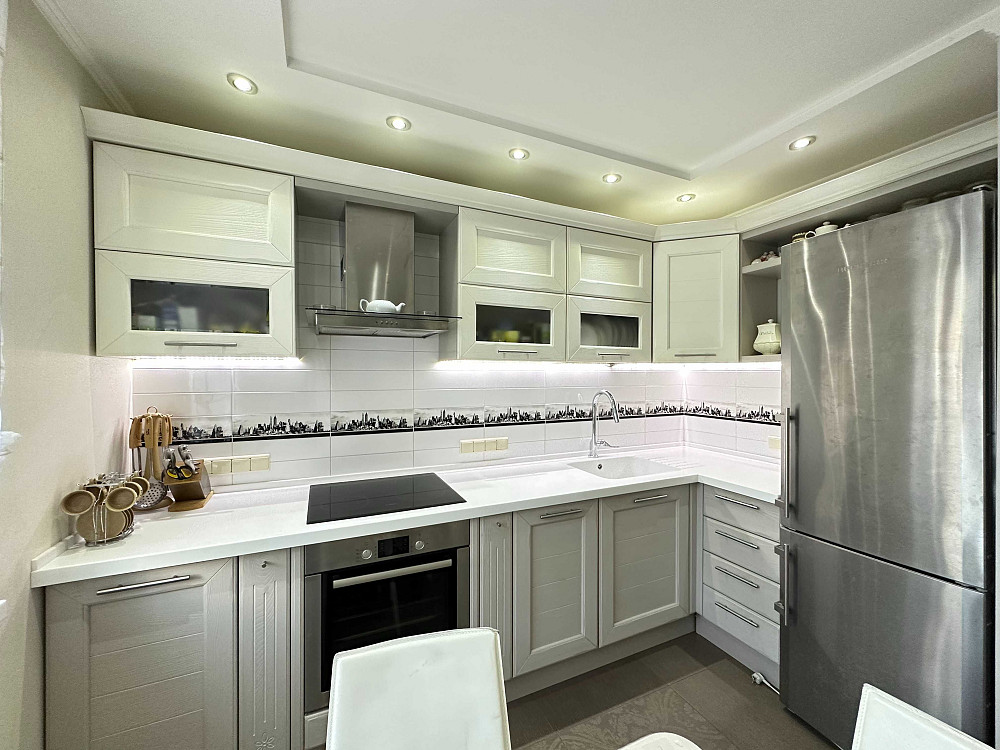 Сдам 2 комнатная квартира улица Кавказская 12 метро Вокзальная Киев - изображение 1