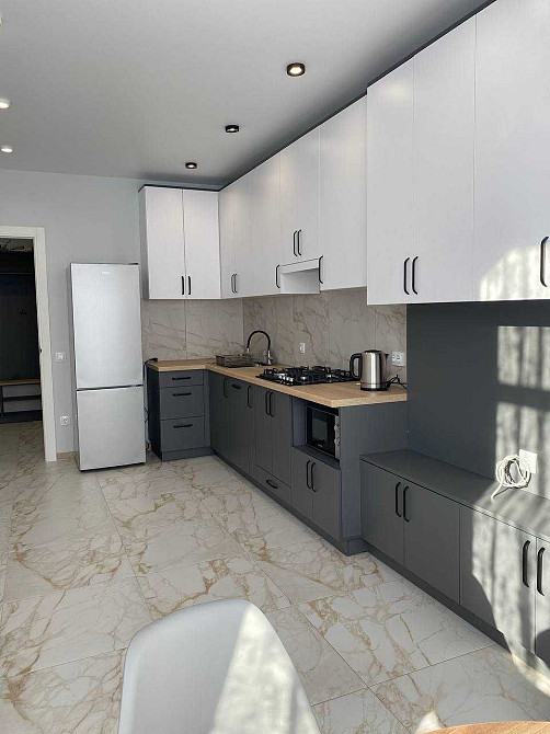 Оренда! Центр 1-кімнатна квартира ! Містечко центральне Ивано-Франковск - изображение 4