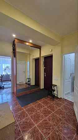 квартира з паркомісцем від власника біля м Берестейка Киев