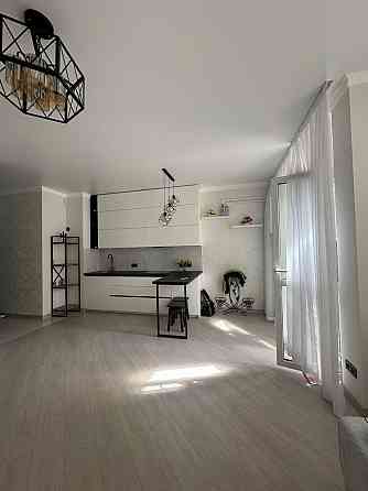 Продам квартиру на Литературной Каманина 35 жемч Одесса