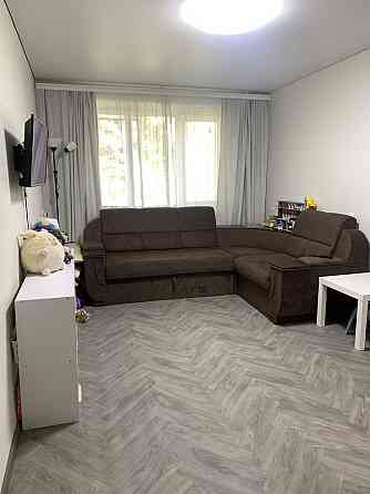 Двокімнатна квартира на першому поверсі, центр міста Александрия (Ровенская обл.)