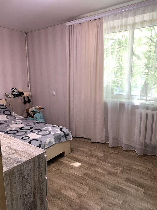 Двокімнатна квартира на першому поверсі, центр міста Александрия (Ровенская обл.) - изображение 2