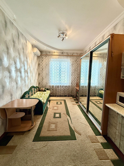 Продам коммунальную квартиру в сталинке — Заводской район Запорожье - изображение 1