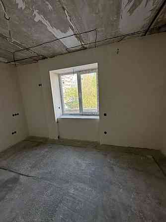 Продам 2-х кімнатну квартиру в м. Лозова Лозовая