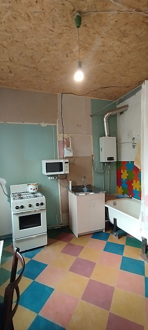 Продам 2 комнатную Сталинку в центре Каменское (Запорожская обл.) - изображение 1