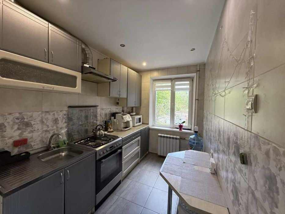 Продам 3 к. квартиру на Тополе-3 Днепр - изображение 1