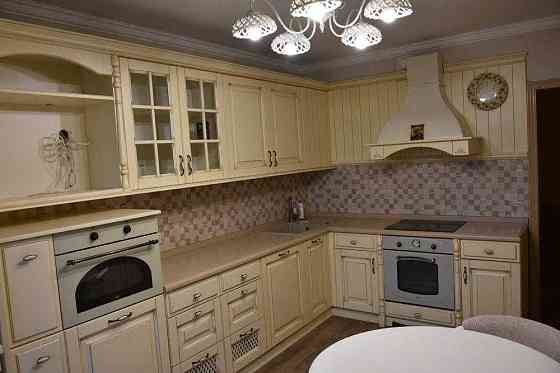 Продаж 3к.квартири вул. Максимовича,9а м.Васильківська Теремки Киев