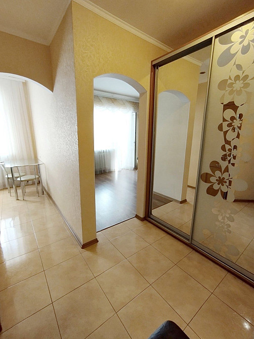 1-кімнатна квартира в районі зуп."8-ма поліклініка". Запорожье - изображение 1