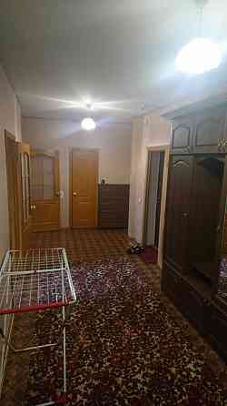 Дніпровська Набережна 2-к квартиру Дарницький Вільна Киев