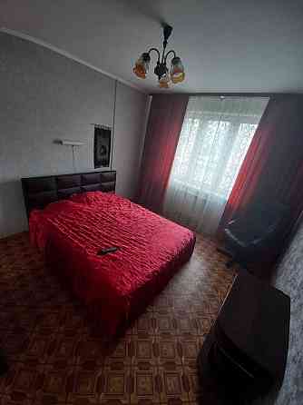 Дніпровська Набережна 2-к квартиру Дарницький Вільна Киев