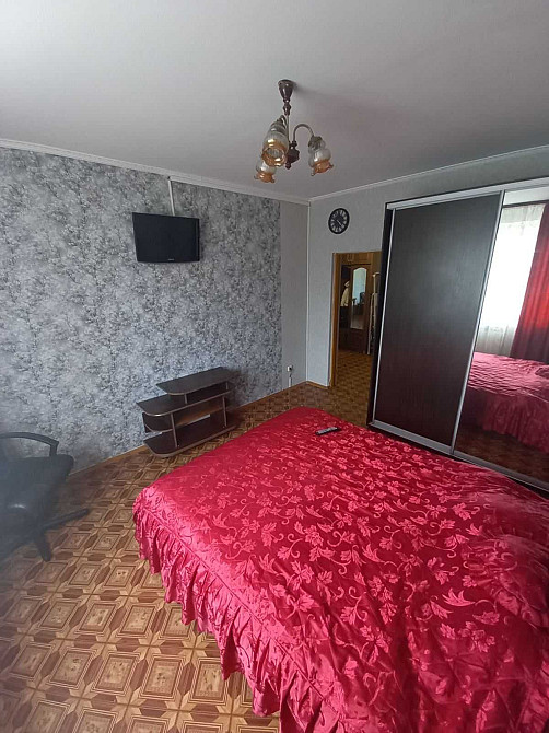 Дніпровська Набережна 2-к квартиру Дарницький Вільна Киев - изображение 2