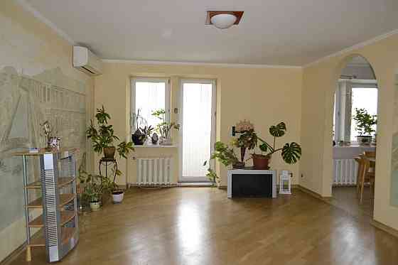 3-к, 127 м2, Володиимра Івасюка 18-А, Парк Наталка, Мінська, Оболонь. Киев