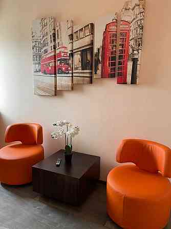 Дніпровська набережна 13, видова квартира з окремим виходом на дах. Киев