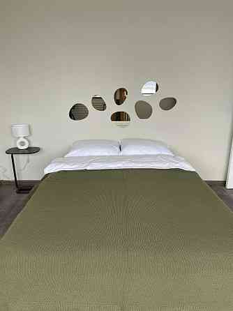 Дніпровська набережна 13, видова квартира з окремим виходом на дах. Киев