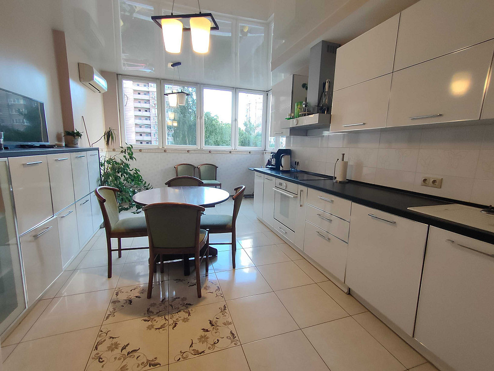 Метро Деміївська, Голосіївська,  ЖК Голосієво. Перша сдача!2-х.кімн. Киев - изображение 1