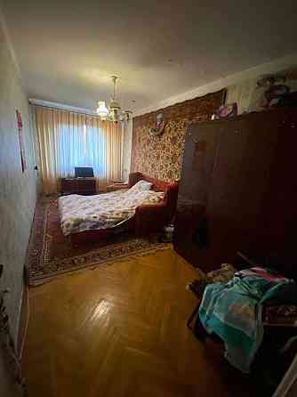 В терміновому продажі 2х кімнатна квартира на проспекті Небесної Сотні Одесса