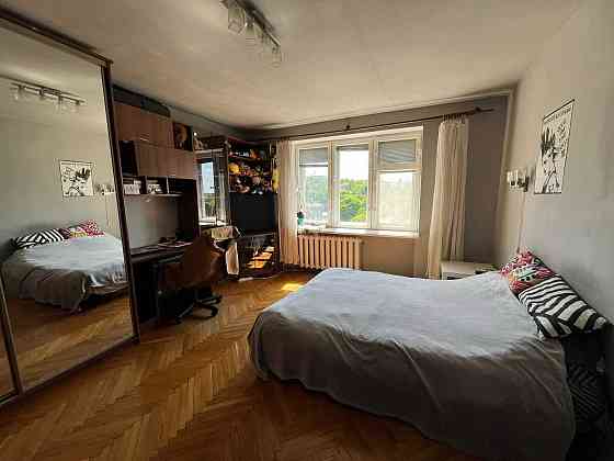 продаж 2кімн.квартири вул.Родини Крушельницьких Личаківський р-н Львів