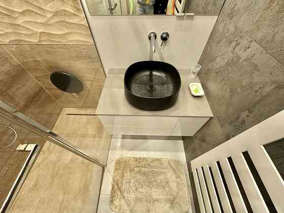 Продаж! 3-кімнатної кв із закритим двором+парковка Запорожье