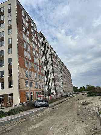 жк Скандія,1к квартира 32м2,поверх 4/10,можна заходити на ремонт. Бровари