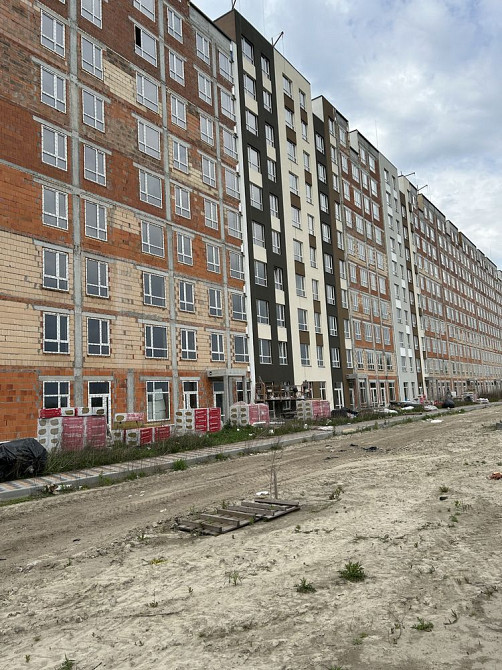 жк Скандія,1к квартира 32м2,поверх 4/10,можна заходити на ремонт. Бровары - изображение 1