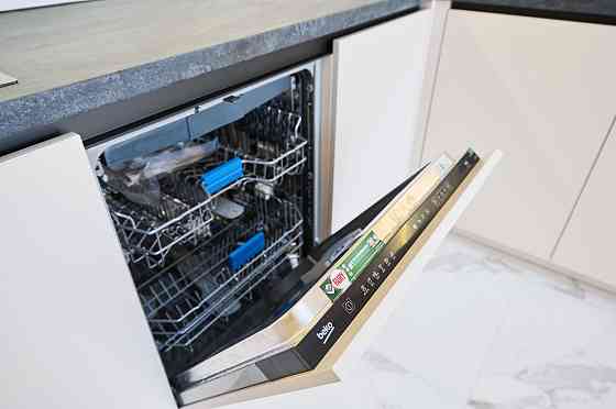 Двокімнатна квартира з дизайнерським ремонтом меблями та технікою Ивано-Франковск