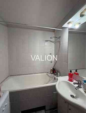 Продаж 3 кім. квартири ремонт метро Позняки Київ