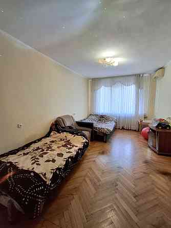 Продам 3к квартиру ,  2 этаж 9 эт. дом . Чорноморськ