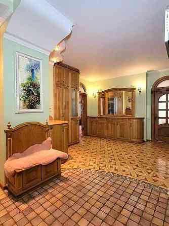 Житло з панорамою столиці та атмосферою заміського спокою! Київ