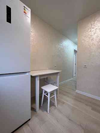 ПЕРША ЗДАЧА! Здам 1 кімнатну, ПРОСПЕКТ (МІКРОРАЙОН), є балкон! вільна! Черновцы