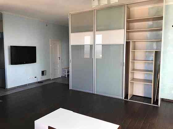 Оренда видової квартири 75м² вул Володимира Івасюка, Оболонь, 28000грн Київ