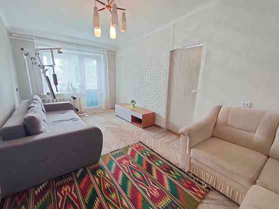 метро Нивки, Сирецька 10-15 хв. 2-х.кім, газ, перша здача Київ