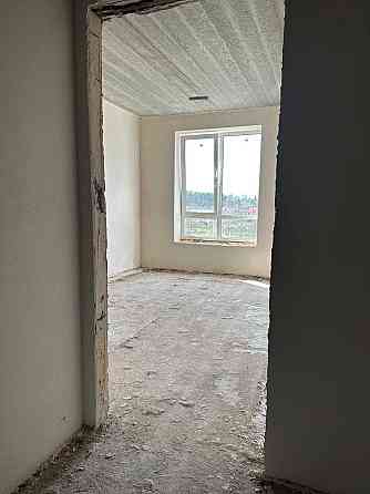 1к квартира із початковим ремонтом. Будинок газифікований. Є балкон Дымер