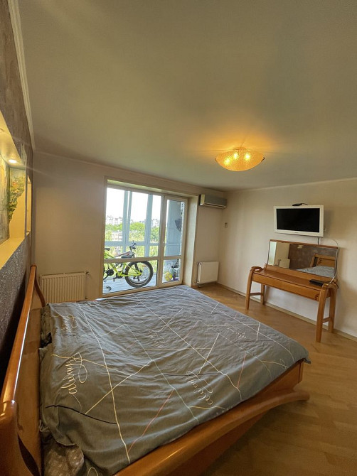 Продаж 2-кімн квартири (+кухня-вітальня) в районі Голівуду Чернігів - зображення 8