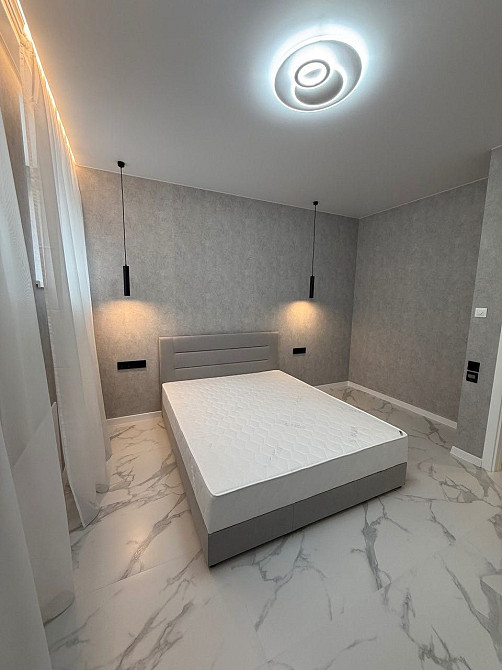 Двокімнатна квартира з дизайнерським ремонтом та терасою Терміново!!! Ирпень - изображение 6