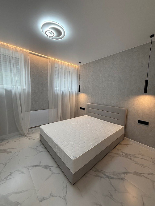 Двокімнатна квартира з дизайнерським ремонтом та терасою Терміново!!! Ирпень - изображение 2