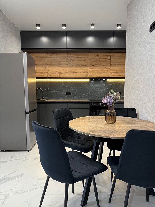 Двокімнатна квартира з дизайнерським ремонтом та терасою Терміново!!! Ирпень - изображение 4