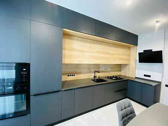 Продаж сучасної новобудови з меблями і технікою. парк Погулянка. Львів