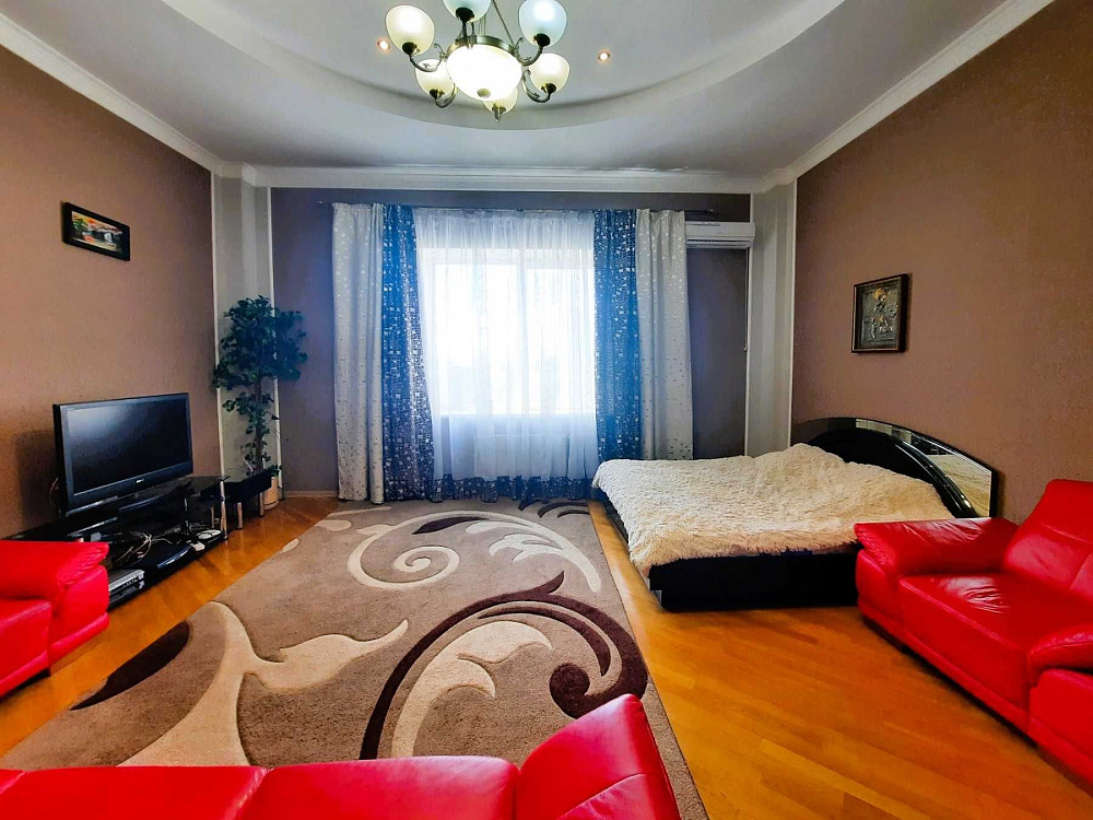 Квартира по бул. Шевченка, 150 Черкаси - зображення 1