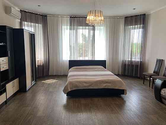 Двухкомнатная квартира в Новострое,большой площадью . Чорноморськ