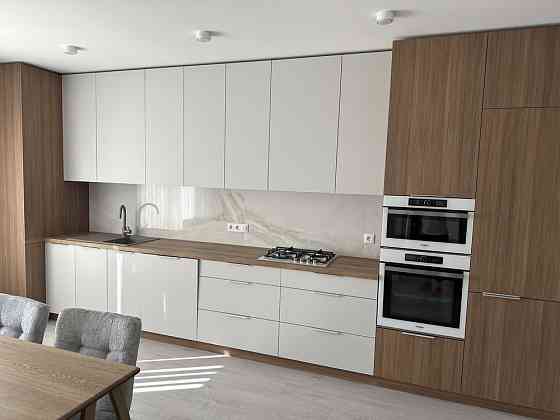 Довготермінова оренда 2,5-к.кв. по вкл.Нац.Гвардії 16Ж, від власника Ивано-Франковск