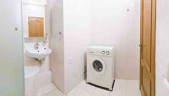 Оренда двокімнатної квартири в центрі Києва м.ПалацУкраїни без комісії Киев