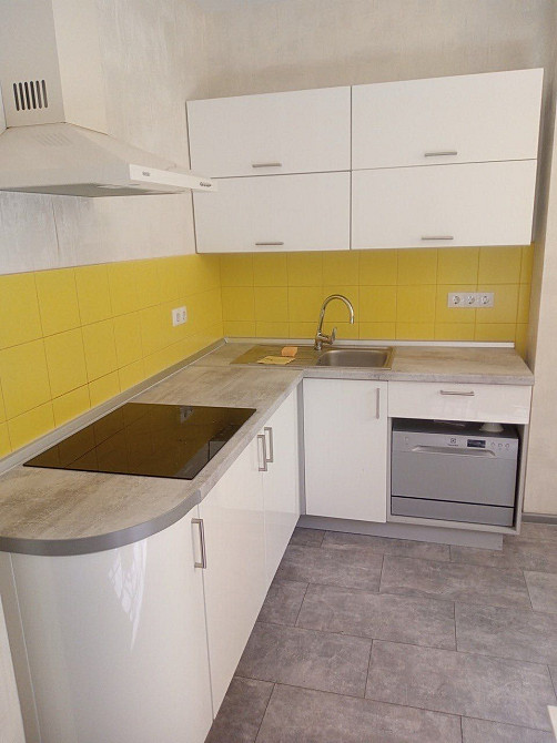 Двокімнатна квартира простора і тепла Руданського 3 а Киев - изображение 1