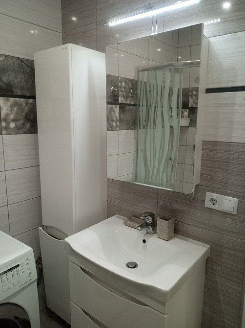 Двокімнатна квартира простора і тепла Руданського 3 а Киев - изображение 2